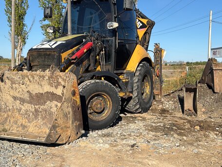 2007 Caterpillar 428, 3550000 рублей, вид 1