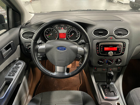 2011 Ford Focus II Рестайлинг, чёрный, 680000 рублей - вид 13