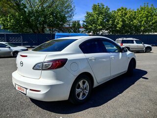 2012 Mazda 3 II (BL) Рестайлинг, белый, 900000 рублей, вид 3