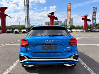 2022 Audi Q2 L 35 TFSI I Рестайлинг, синий, 1900000 рублей, вид 5