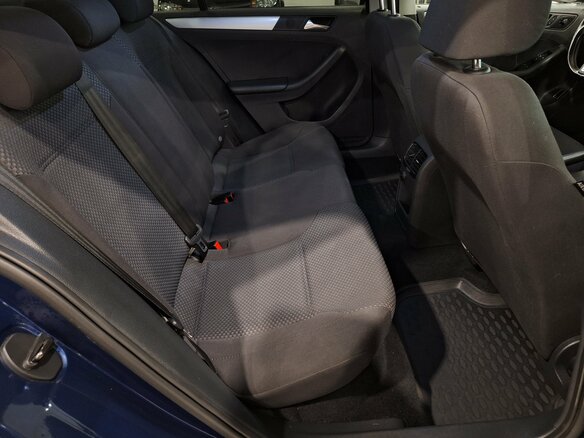 2012 Volkswagen Jetta VI, синий, 1150000 рублей - вид 11