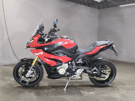 2017 BMW S 1000 XR, красный, 1100000 рублей, вид 2