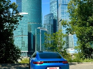 2018 Porsche Panamera 4S II, синий, 7000000 рублей, вид 2