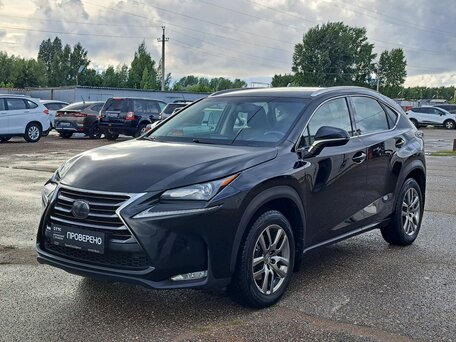 Lexus NX I