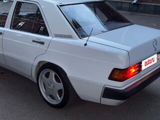1989 Mercedes-Benz 190 (W201), белый, 700000 рублей, вид 5