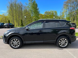 2017 Toyota RAV4 IV (XA40) Рестайлинг, чёрный, 2370000 рублей, вид 5