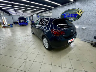 2011 Opel Astra J, чёрный, 670000 рублей, вид 4