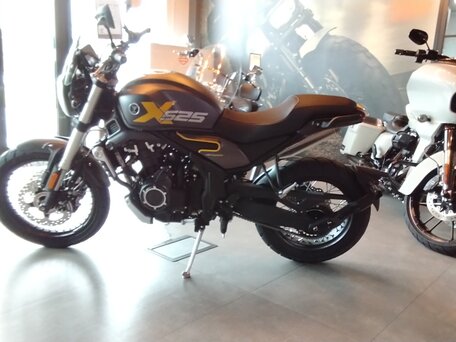 2026 Voge AC525X, серый, 615000 рублей, вид 2