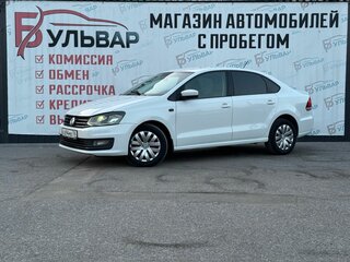 2017 Volkswagen Polo V Рестайлинг, белый, 849000 рублей, вид 3