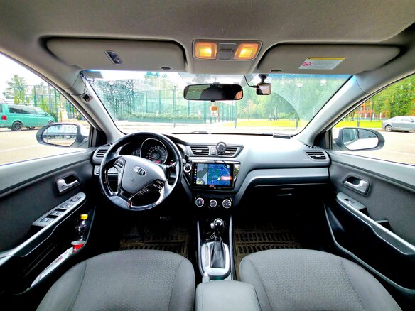 2015 Kia Rio III Рестайлинг, белый, 767000 рублей - вид 10