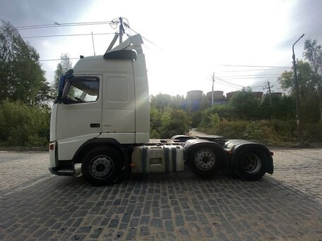 2008 Volvo FH, белый, 2850000 рублей, вид 4
