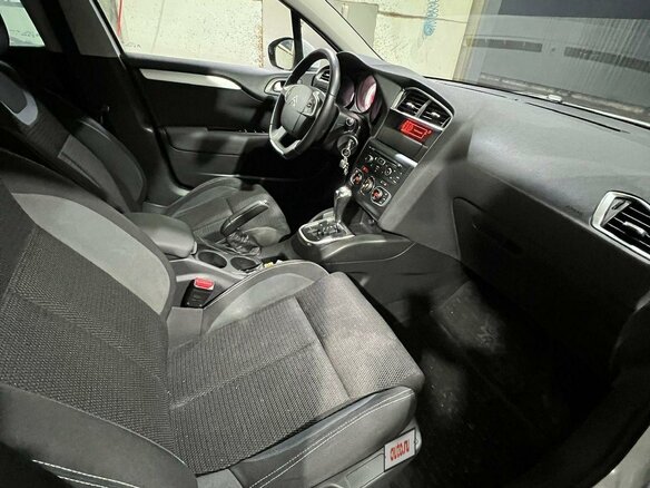 2013 Citroen C4 II, белый, 600000 рублей - вид 9