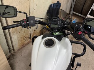 2020 Kawasaki EN650 Vulcan S, белый, 790000 рублей, вид 3