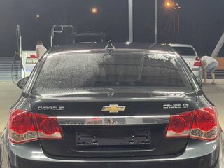 2009 Chevrolet Cruze I, чёрный, 900000 рублей, вид 5