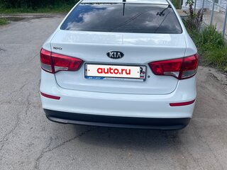 2015 Kia Rio III, белый, 850000 рублей, вид 4