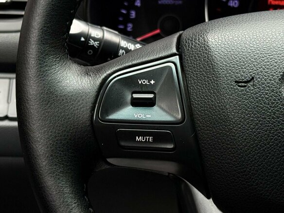 2013 Kia Rio 5-speed III, белый - вид 13