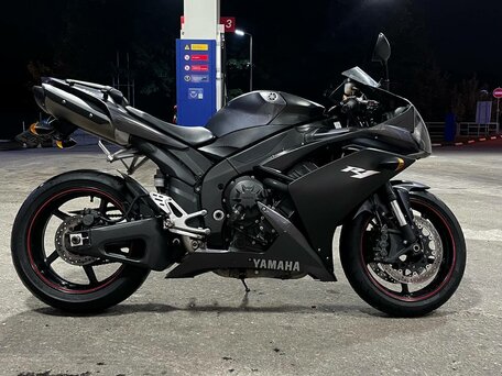 2007 Yamaha YZF-R1, чёрный, 700000 рублей, вид 1