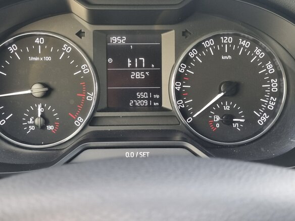 2014 Skoda Octavia III (A7), белый, 800000 рублей - вид 7