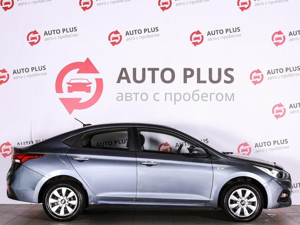 2017 Hyundai Solaris II, серый, 725000 рублей - вид 5