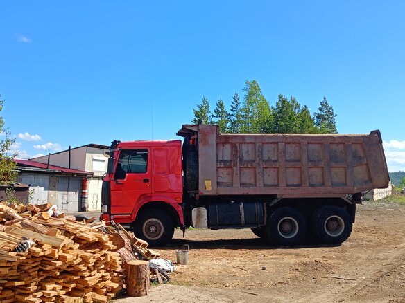 2008 Sinotruk Howo A5, красный, 1500000 рублей - вид 5