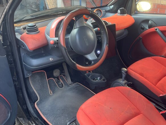 2005 Smart Fortwo I Рестайлинг, чёрный, 400000 рублей - вид 2
