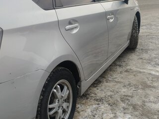 2009 Toyota Prius III (XW30), серый, 350000 рублей, вид 3