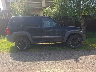 2002 Jeep Liberty (North America) I, чёрный, 550000 рублей, вид 2