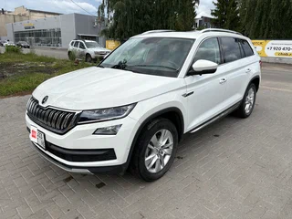 2022 Skoda Kodiaq I Рестайлинг, белый, 3240000 рублей, вид 3