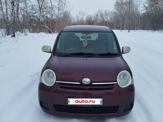 2013 Toyota Sienta I Рестайлинг 2, красный, 1100000 рублей, вид 1