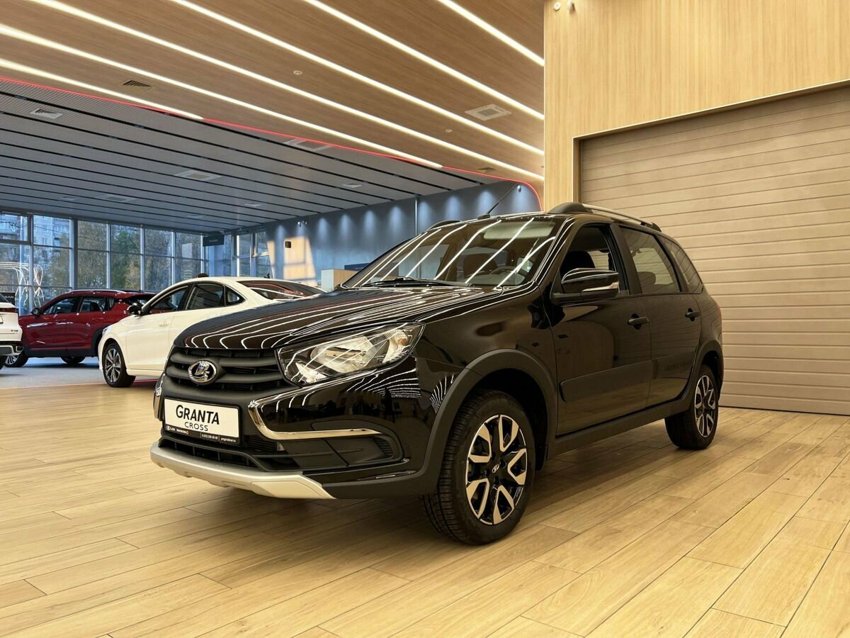 Открыть фотографии: Lada (ВАЗ) Granta I Рестайлинг