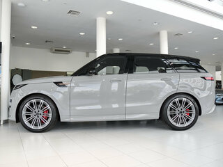2026 Land Rover Range Rover Sport P400 MHEV III, серый, 18700000 рублей, вид 3