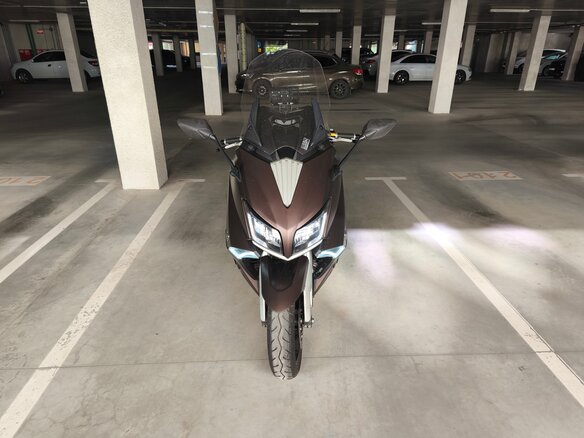2016 Yamaha TMAX, коричневый, 750000 рублей - вид 4