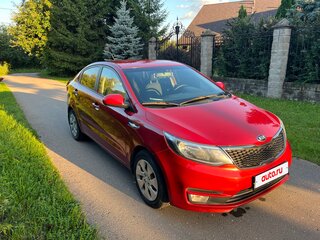 2017 Kia Rio III Рестайлинг, красный, 800000 рублей, вид 3