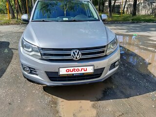 2011 Volkswagen Tiguan I Рестайлинг, серебристый, 1350000 рублей, вид 1