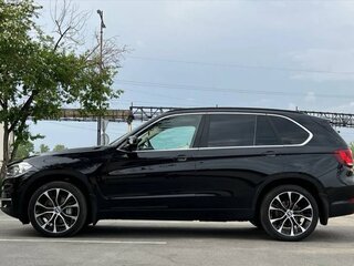 2018 BMW X5 25d III (F15), чёрный, 3900000 рублей, вид 4