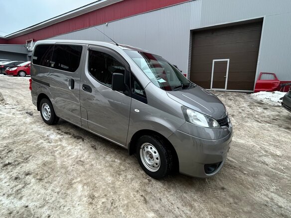 2018 Nissan NV200, серый, 1680000 рублей - вид 1