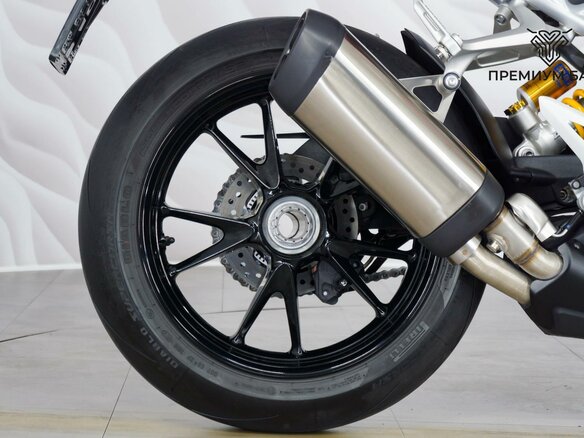 2024 Triumph Speed Triple, красный, 1647000 рублей - вид 8