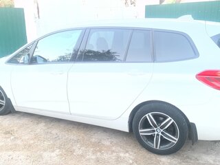 2015 BMW 2 серии Gran Tourer Gran Tourer 218d F46, белый, 1420000 рублей, вид 4