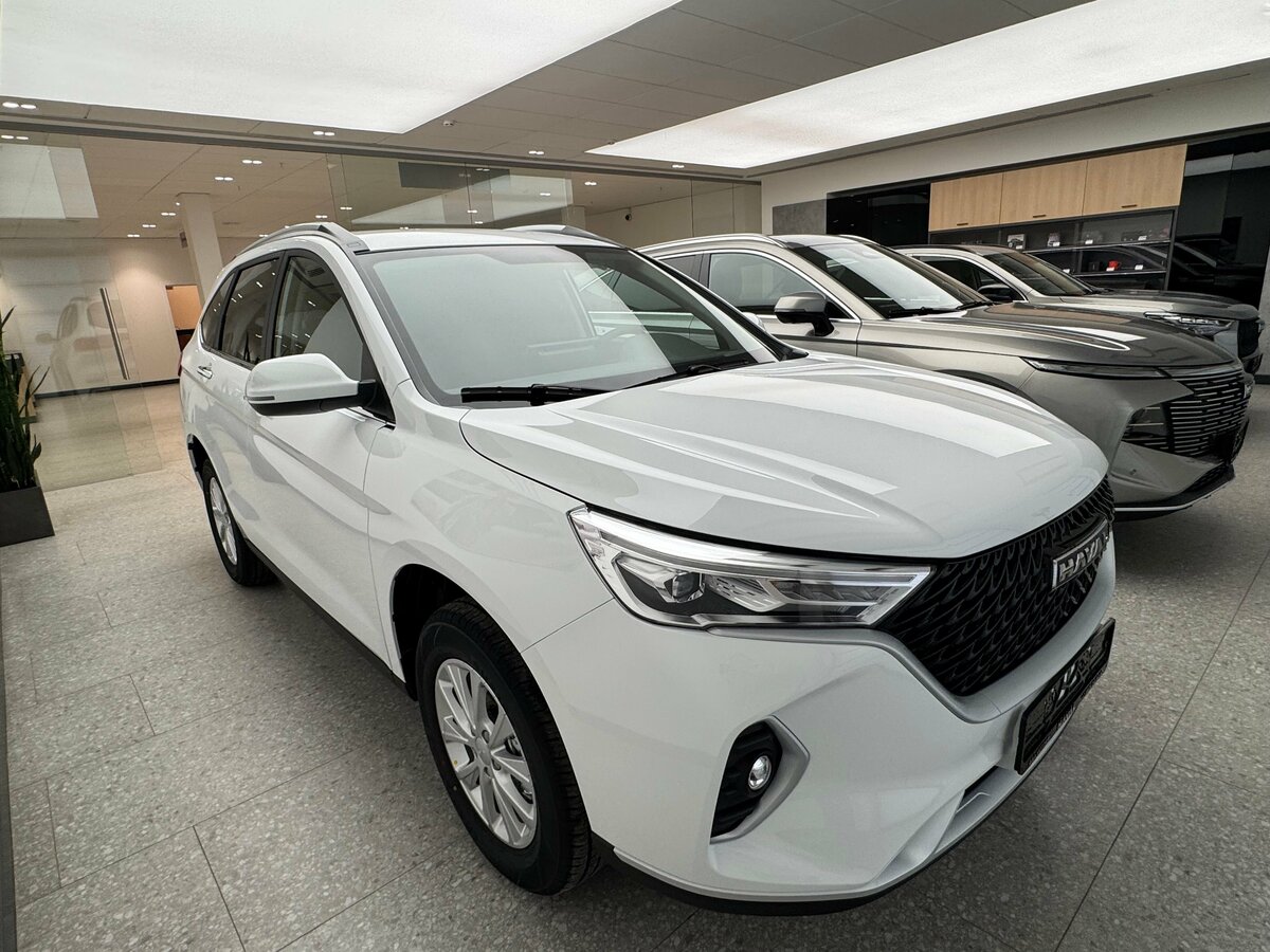 Открыть фотографии: Haval M6 II