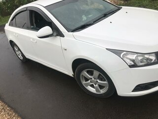 2011 Chevrolet Cruze I, белый, 850000 рублей, вид 3
