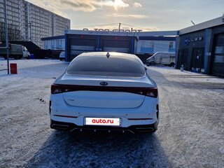 2020 Kia K5 III, белый, 1850000 рублей, вид 2