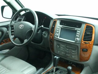 2006 Toyota Land Cruiser 100 Series Рестайлинг 2, чёрный, 5795000 рублей, вид 3