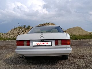 1987 Mercedes-Benz S-Класс 300 II (W126) Рестайлинг, белый, 650000 рублей, вид 5