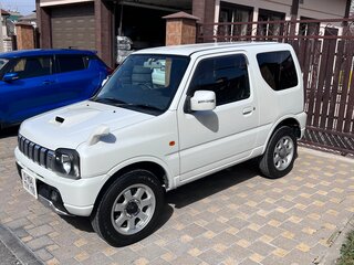 2011 Suzuki Jimny Kei car III Рестайлинг 1, белый, 1000000 рублей, вид 2