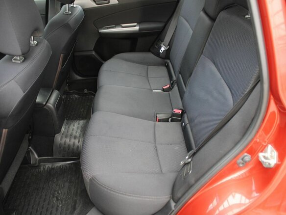2011 Subaru Forester III Рестайлинг, красный, 1050000 рублей - вид 13