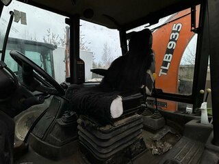 2021 UMG TLB935, красный, 5555555 рублей, вид 4
