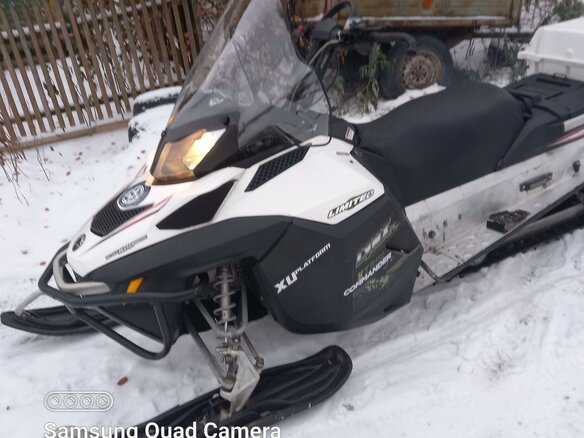 2009 BRP Lynx Commander 600, белый, 900000 рублей - вид 4