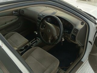2000 Nissan Sunny B15, белый, 390000 рублей, вид 5