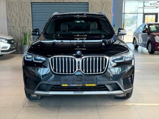 2021 BMW X3 20i xDrive III (G01) Рестайлинг, чёрный, 4900000 рублей, вид 2