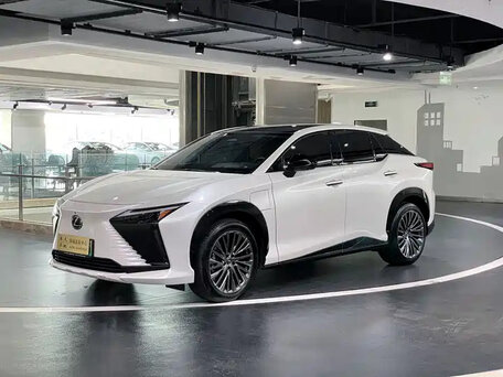 Lexus RZ